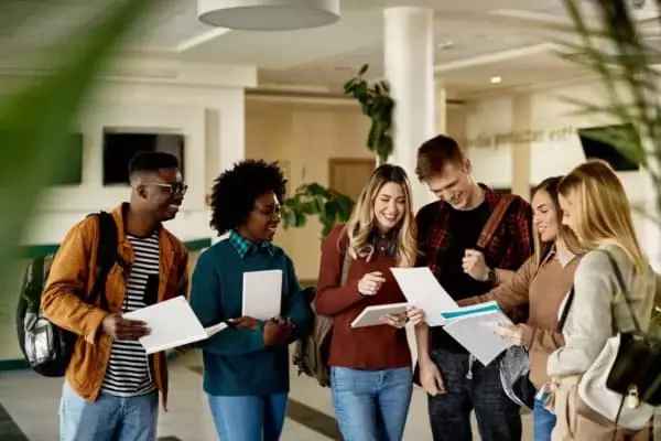 Aula Magna: Produção do Conhecimento e a Vivência de estágio em Serviço Social